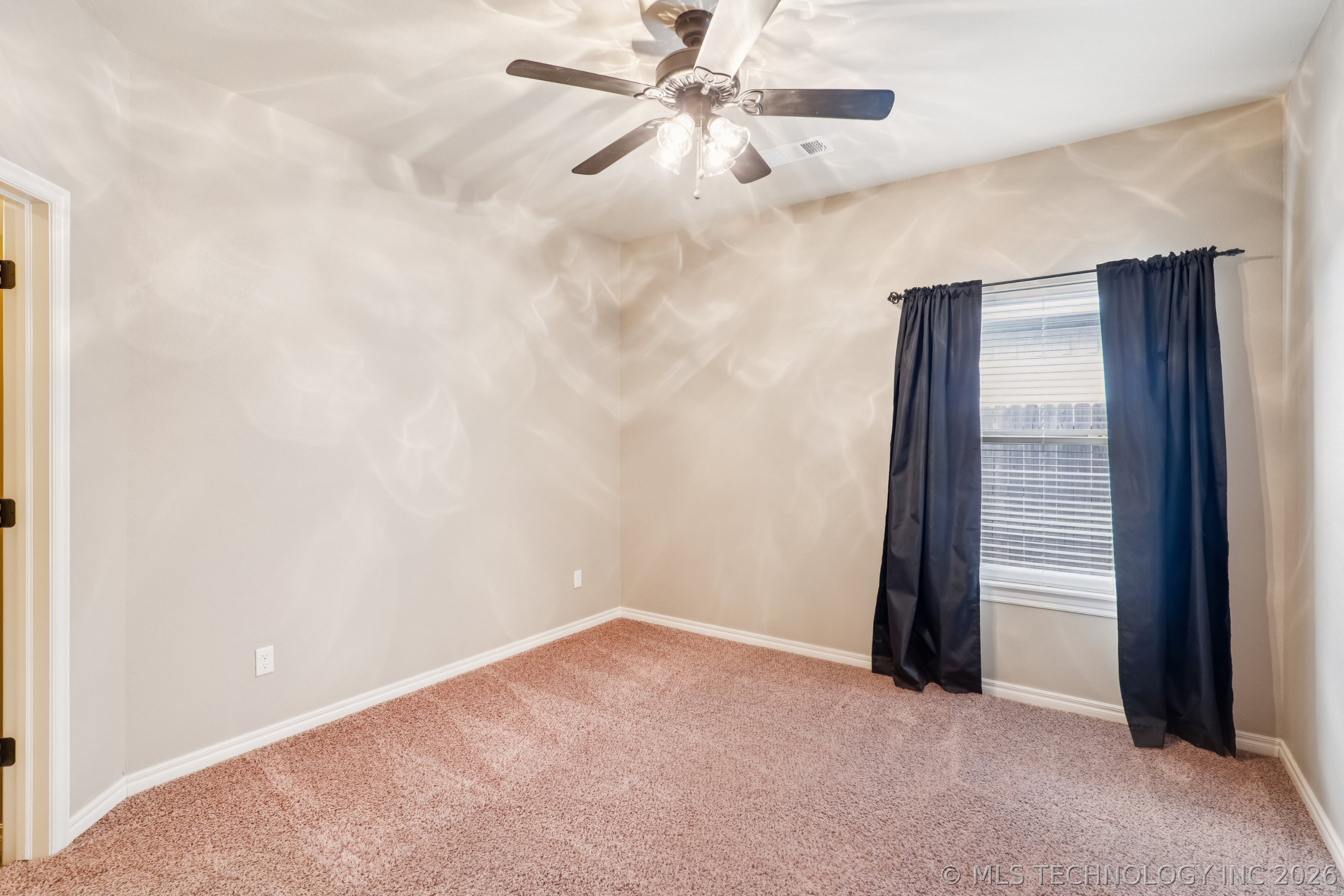 3726 S Fir Boulevard Property Photo 29