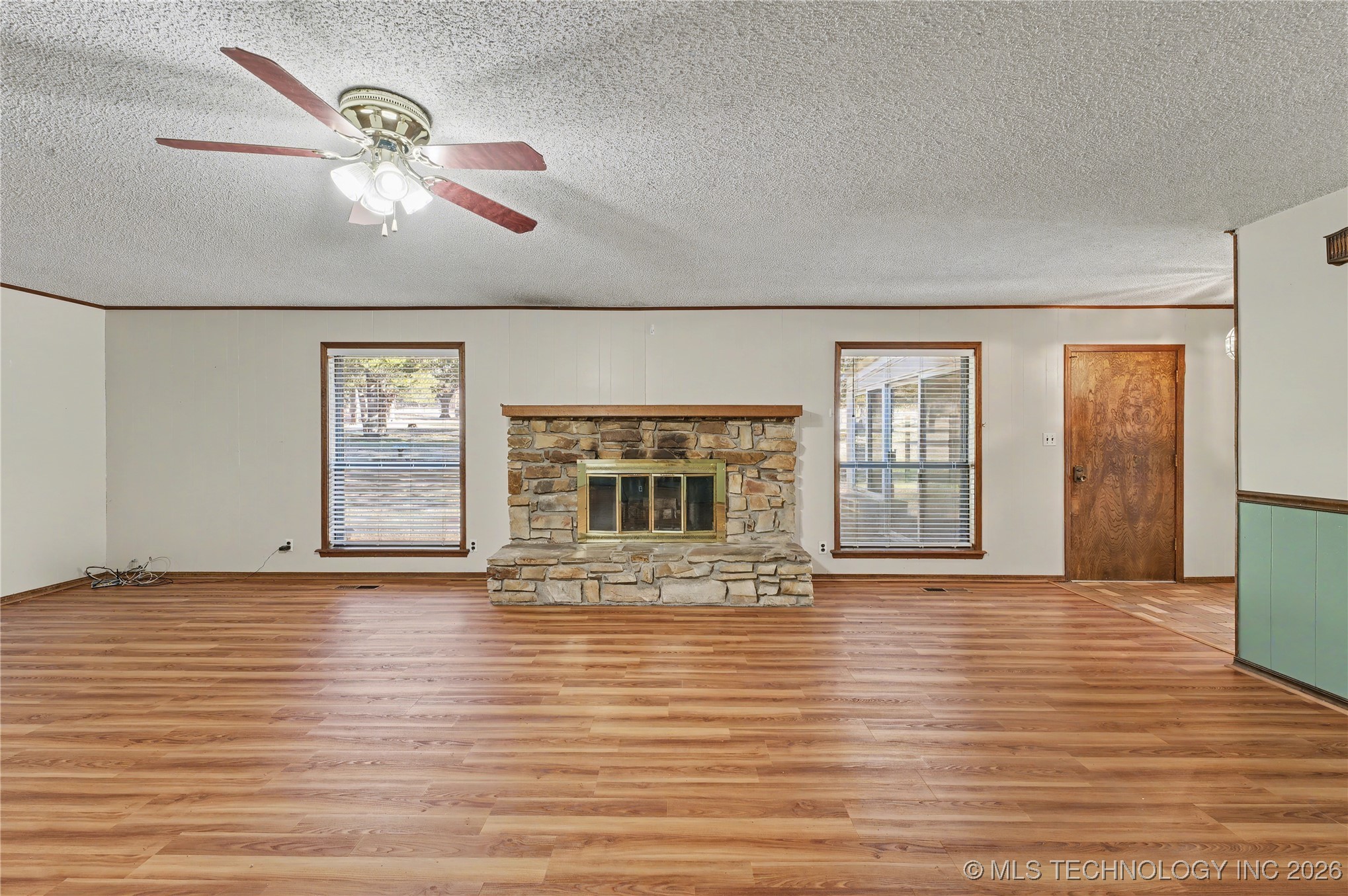 1454 N 337th West Avenue Property Photo 12