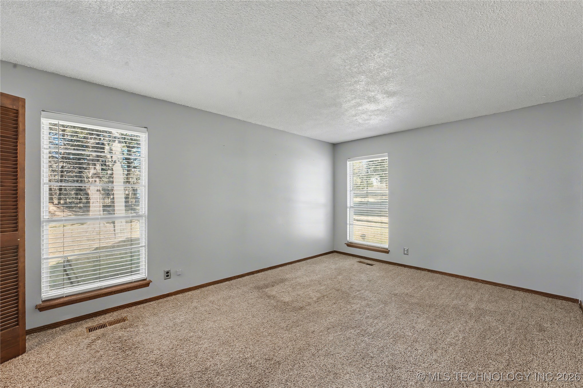 1454 N 337th West Avenue Property Photo 18