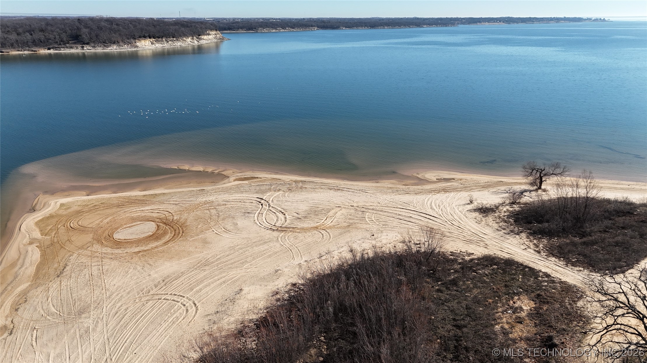 11690 Lovers Lane Property Photo 5