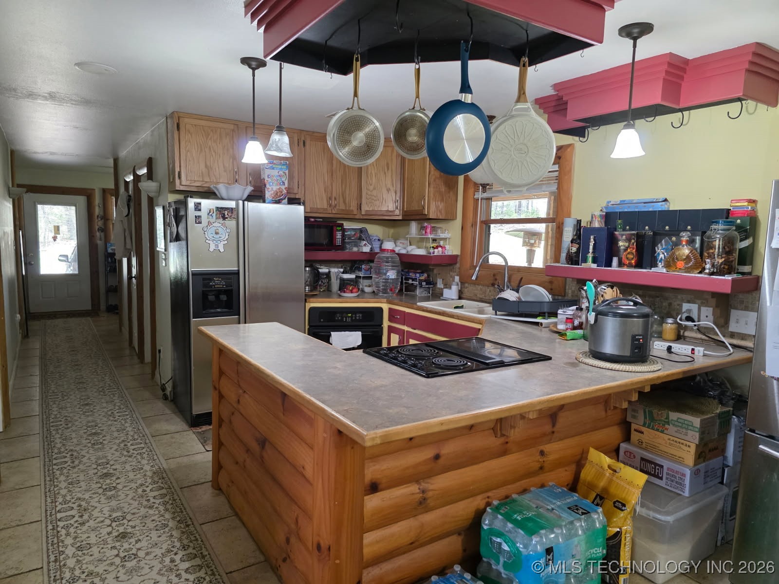 463388 E 1093 Road W Property Photo 3