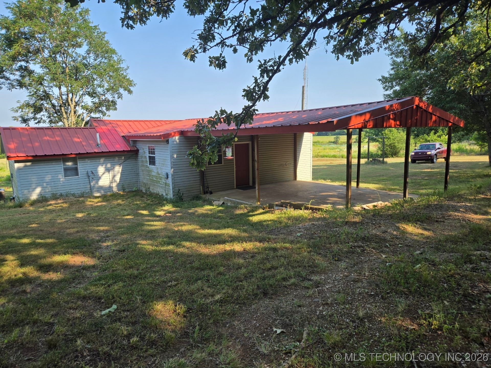463388 E 1093 Road W Property Photo 11