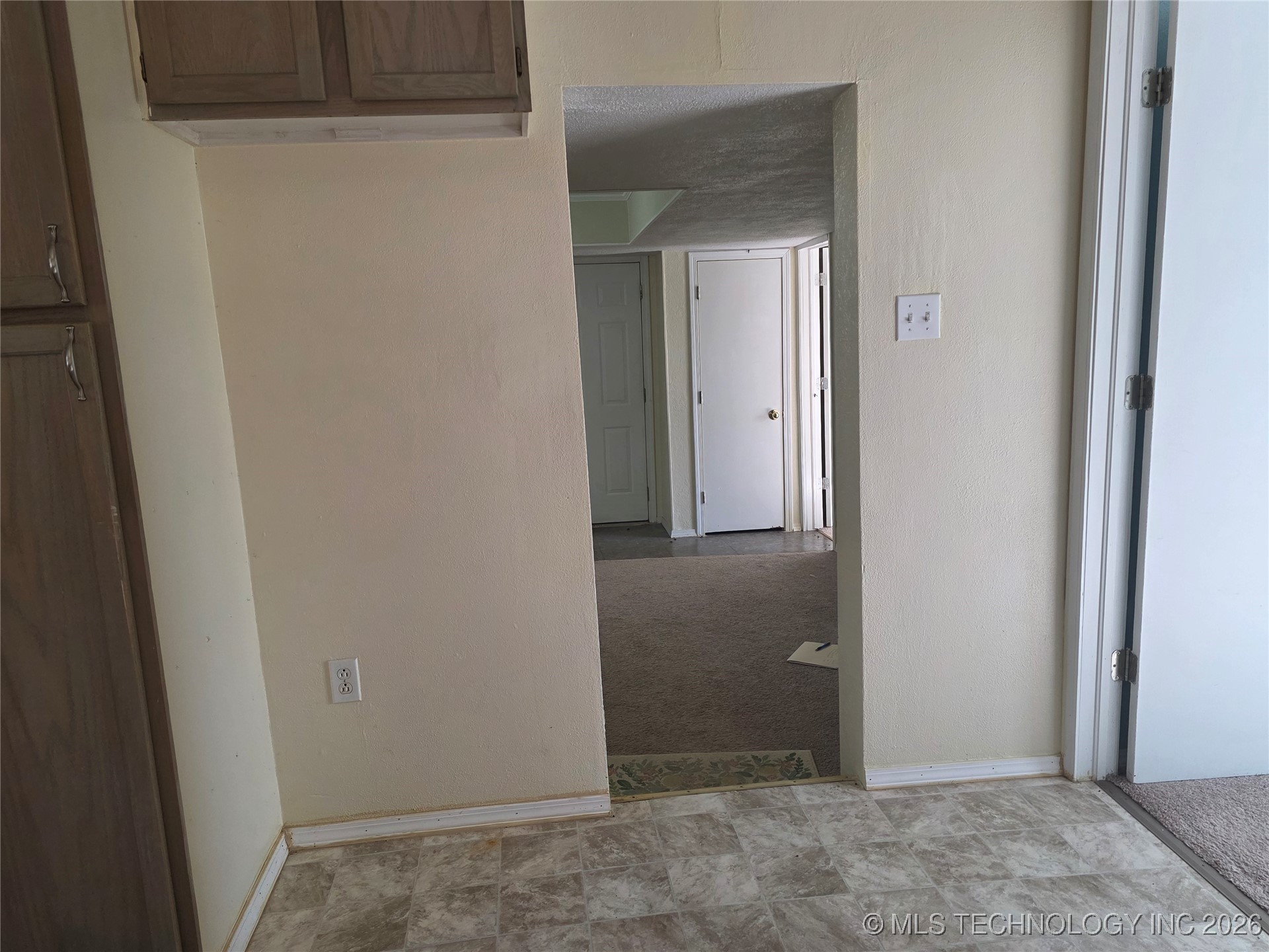 463388 E 1093 Road W Property Photo 35