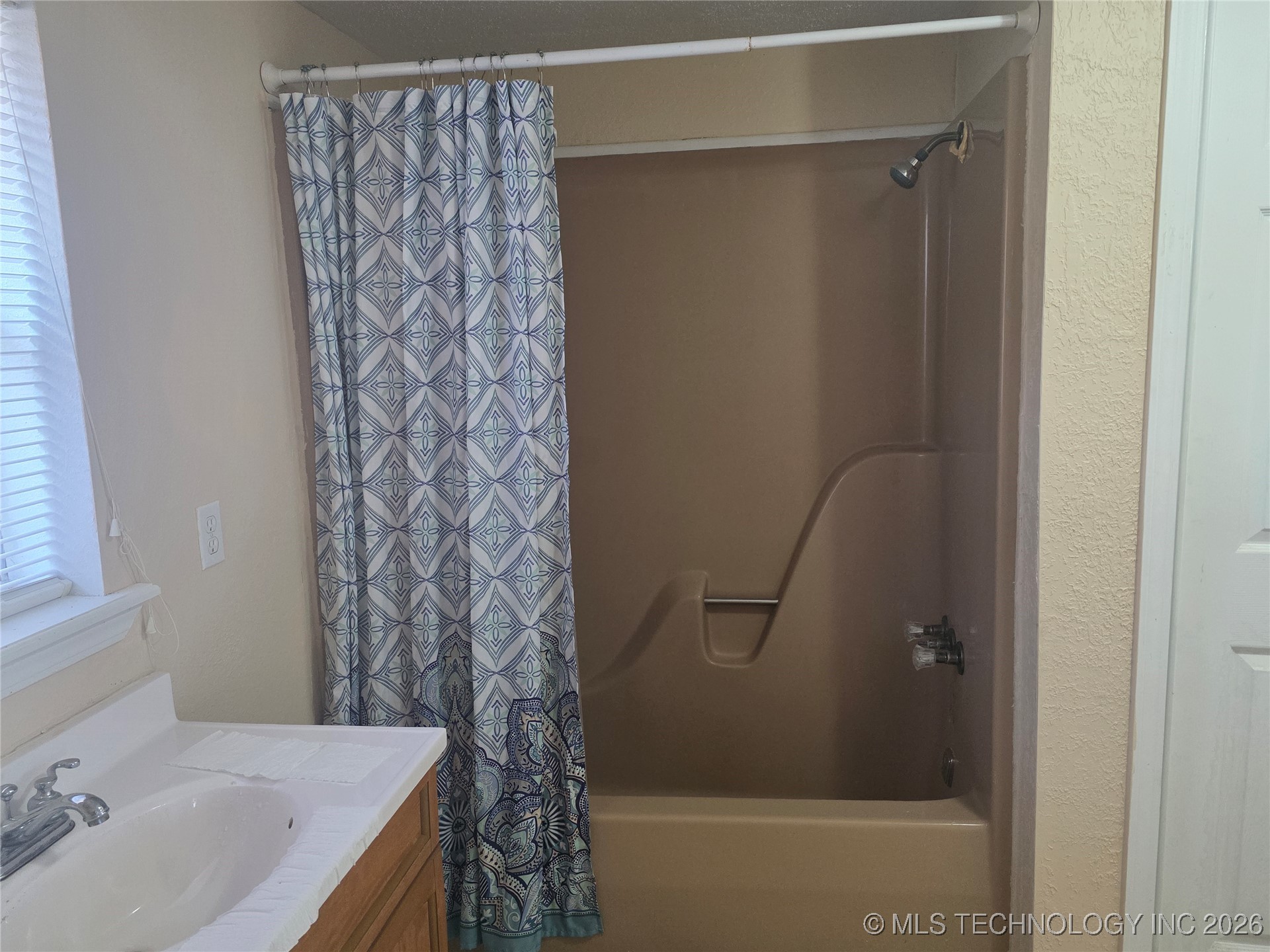 463388 E 1093 Road W Property Photo 37