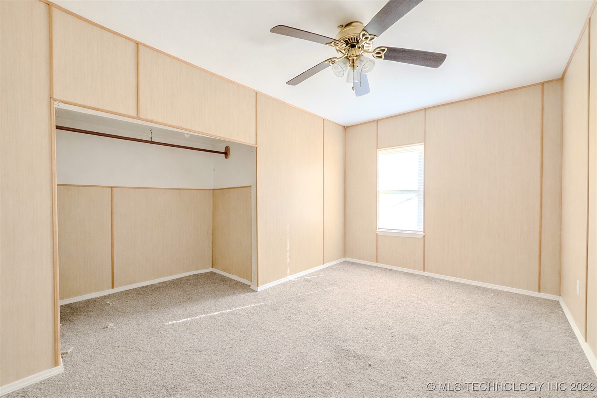 402 E Main Street Property Photo 25