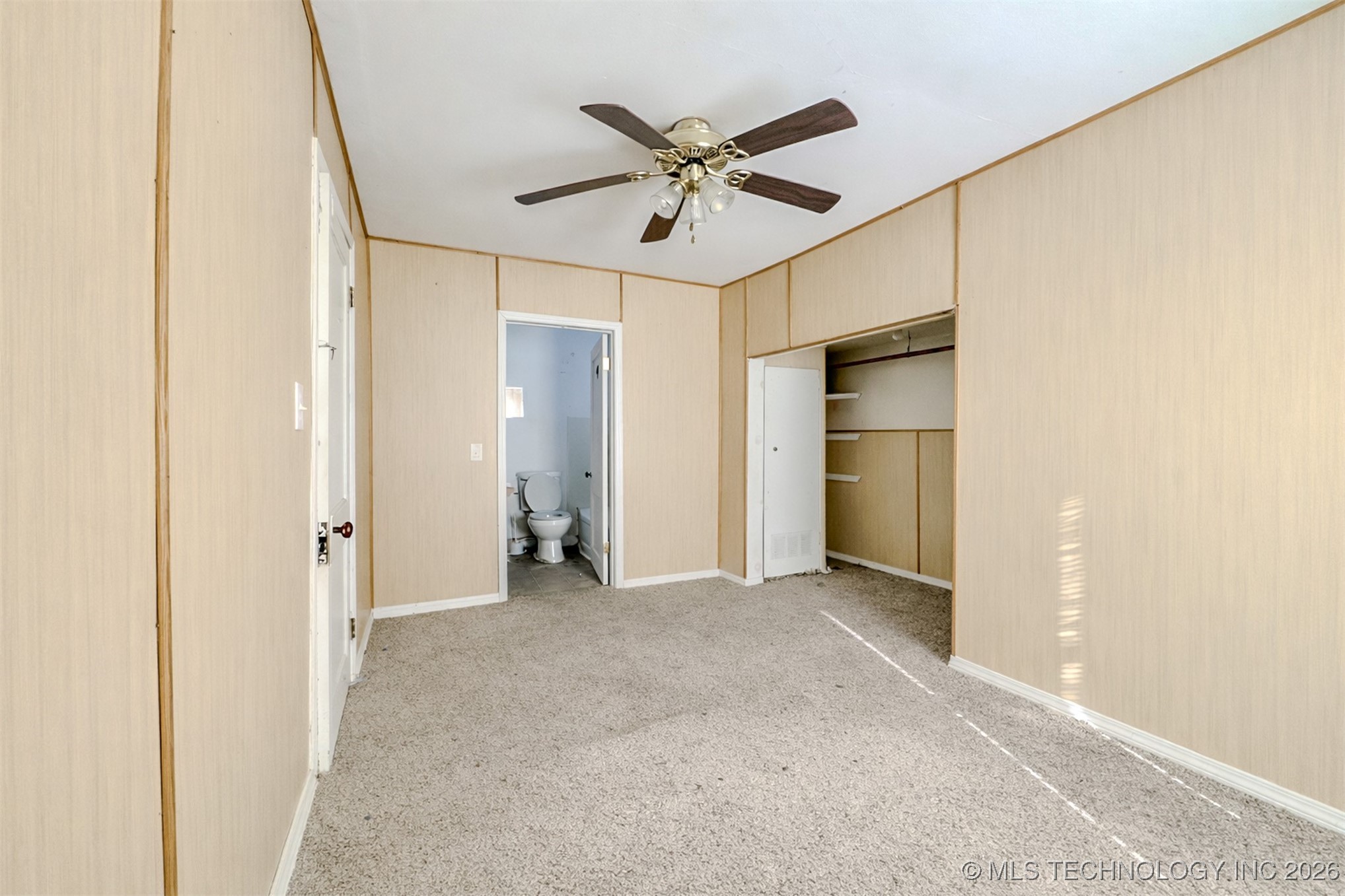 402 E Main Street Property Photo 26