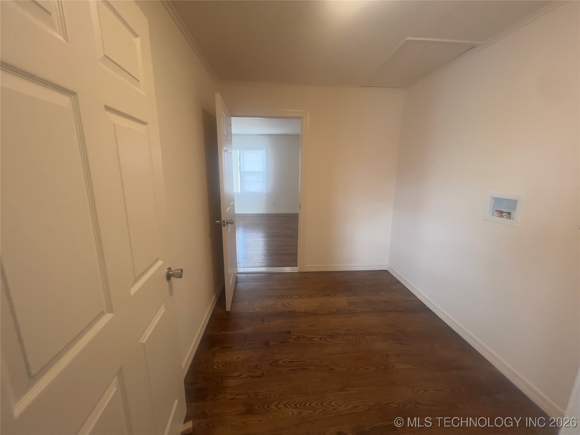 409 W Washington Street Property Photo 22