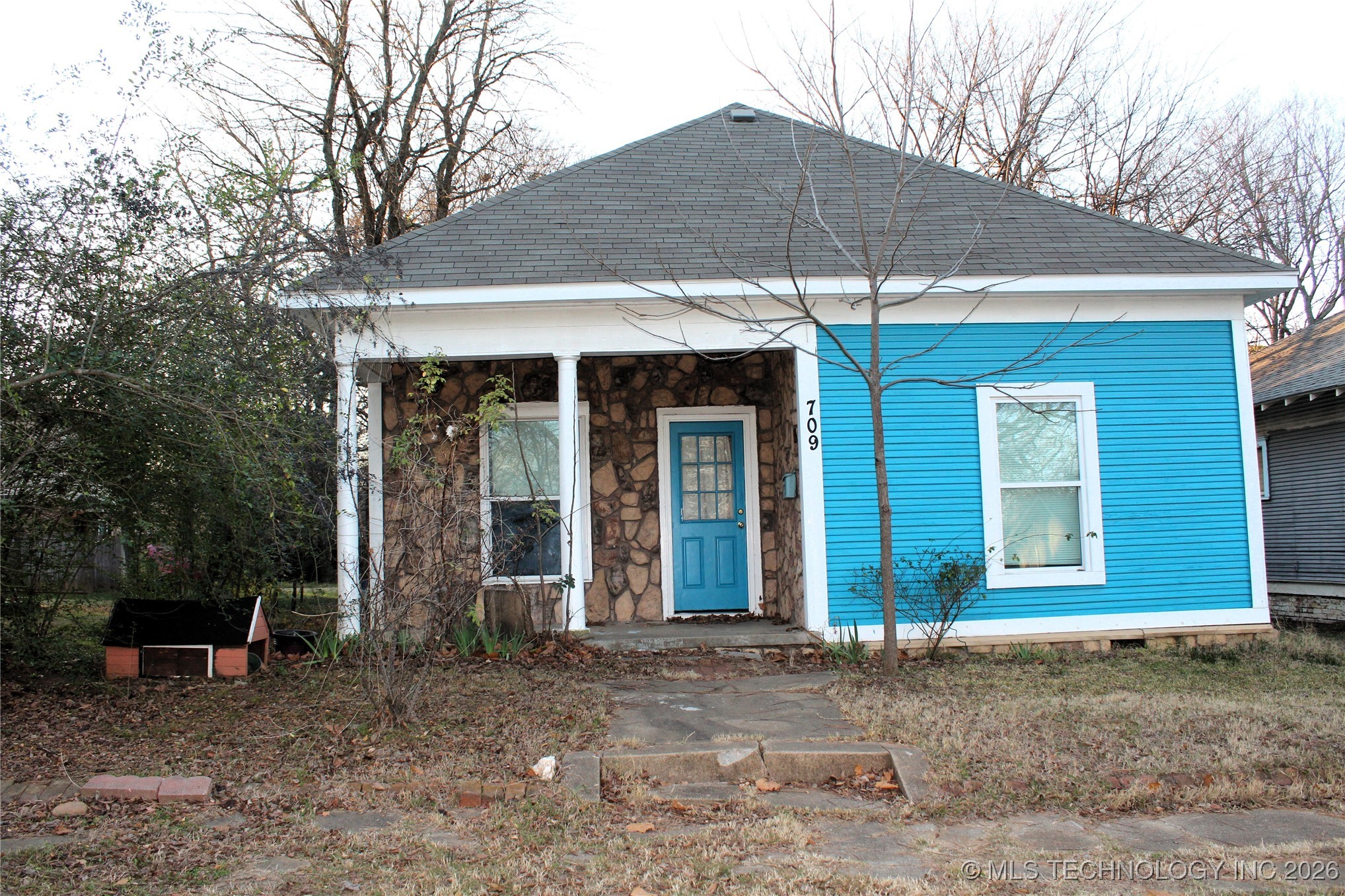 709 N 6th Property Photo 2