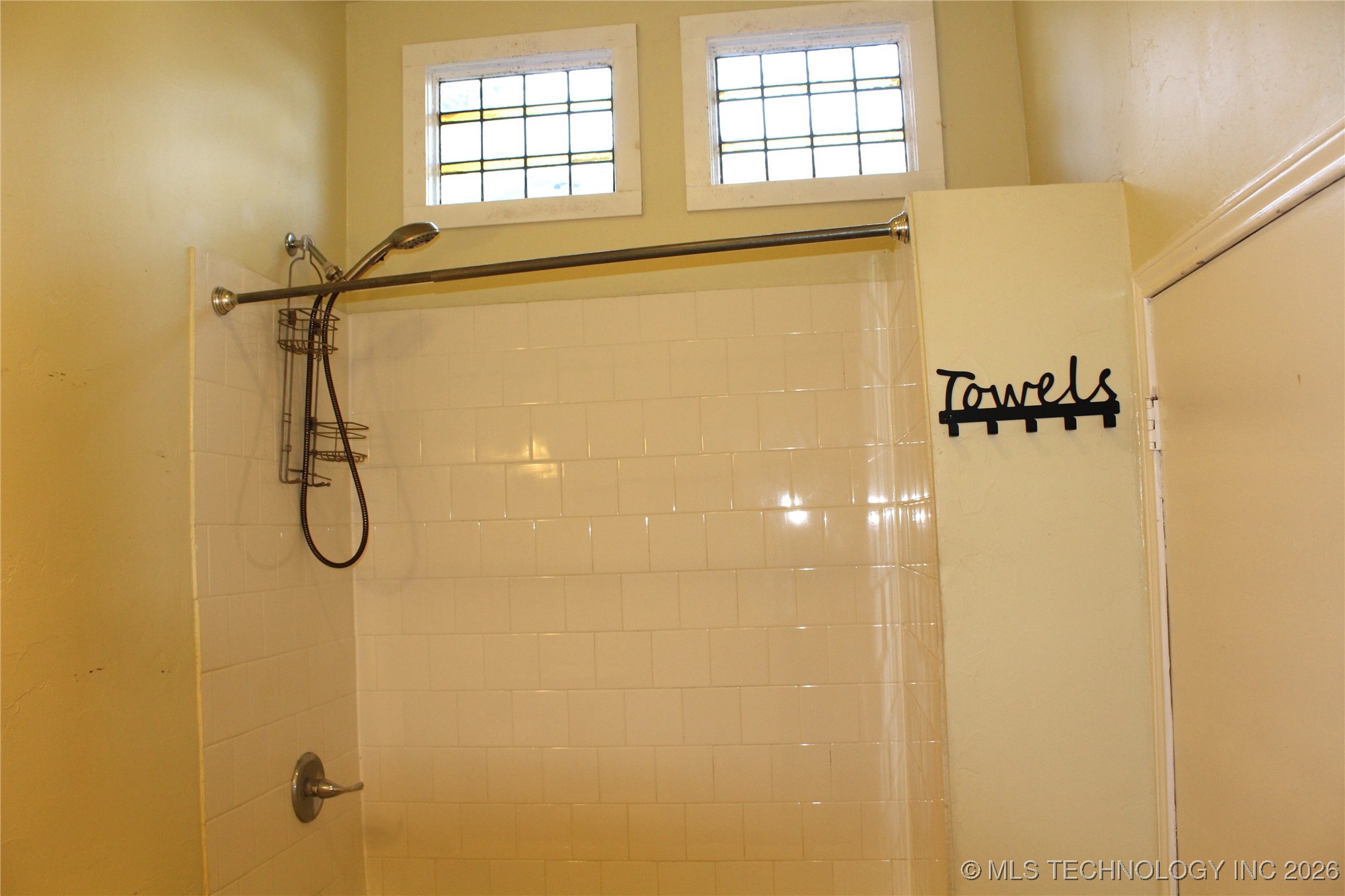 709 N 6th Property Photo 11