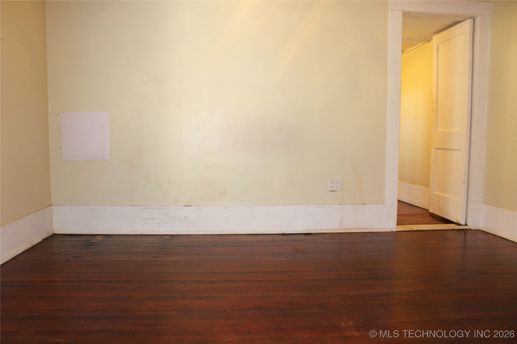 709 N 6th Property Photo 16