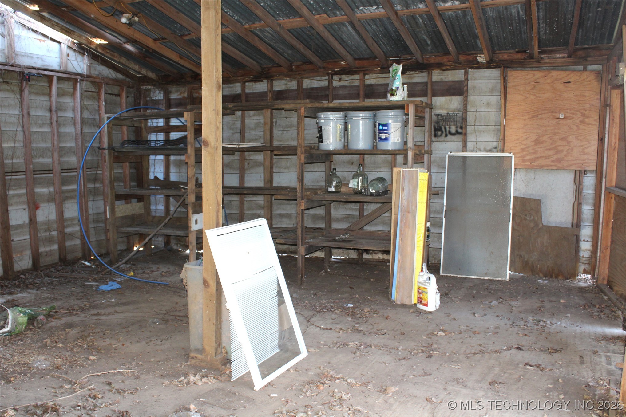 709 N 6th Property Photo 24