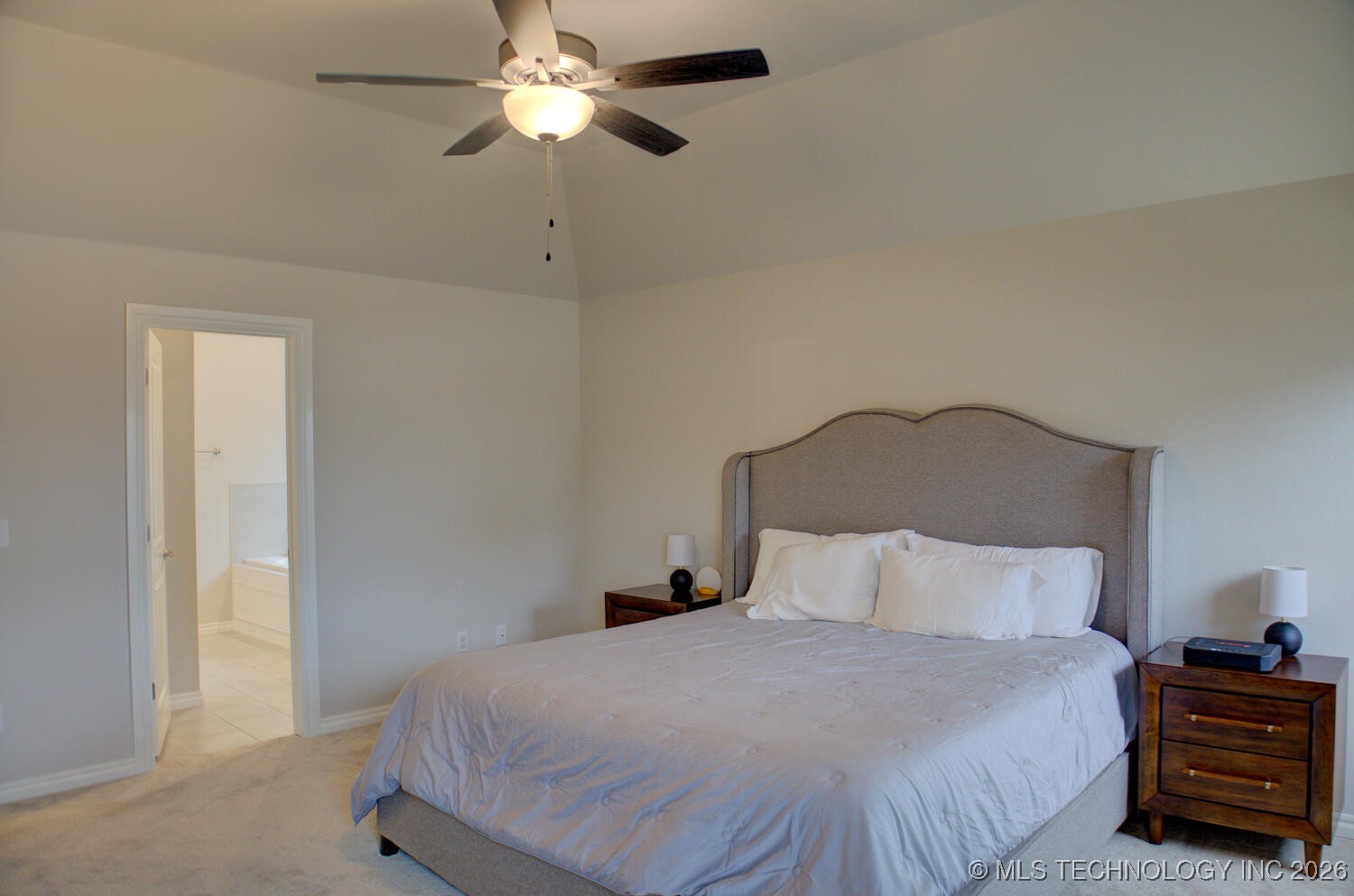 2904 S 8th Street Property Photo 28