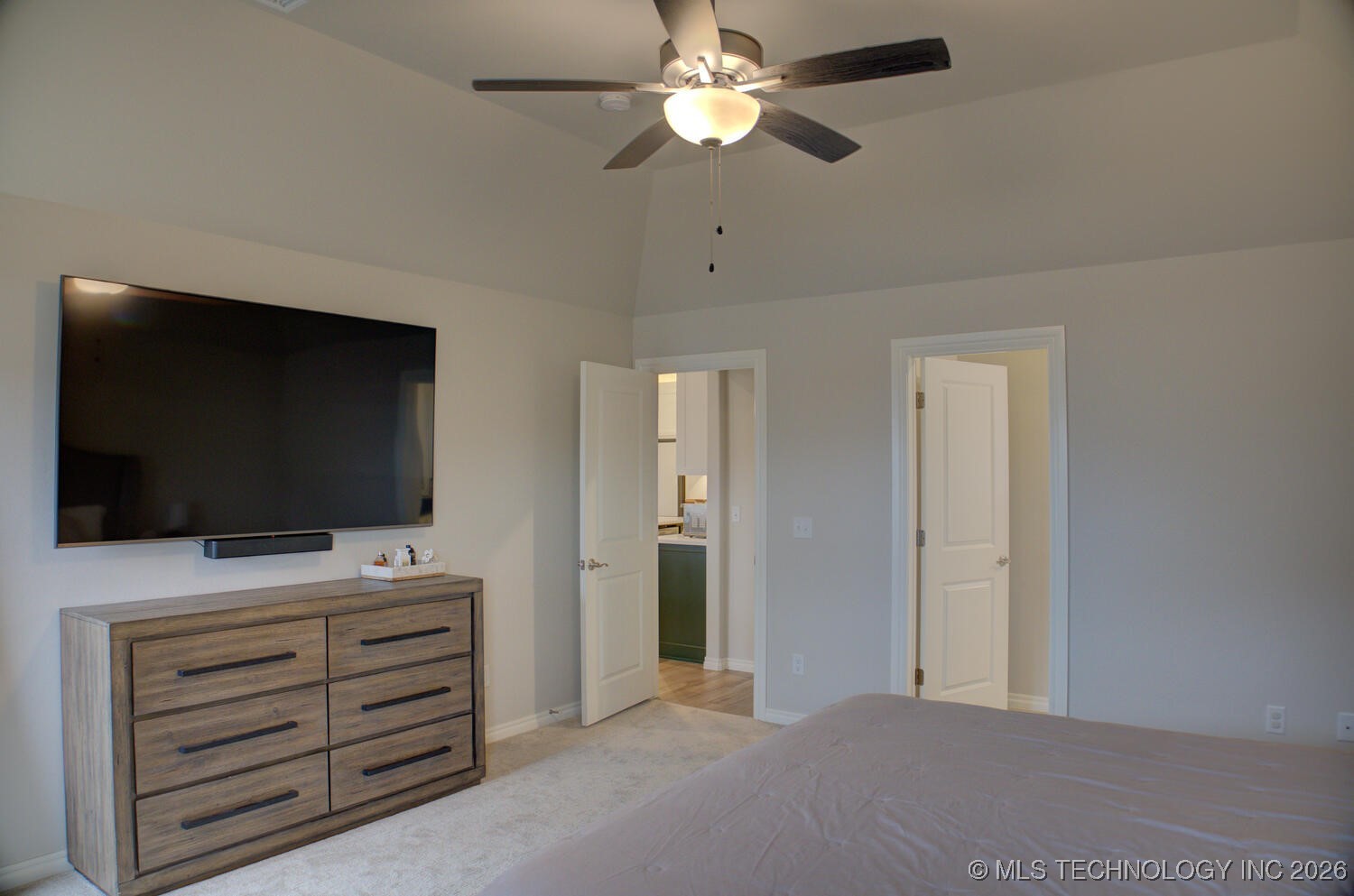 2904 S 8th Street Property Photo 29