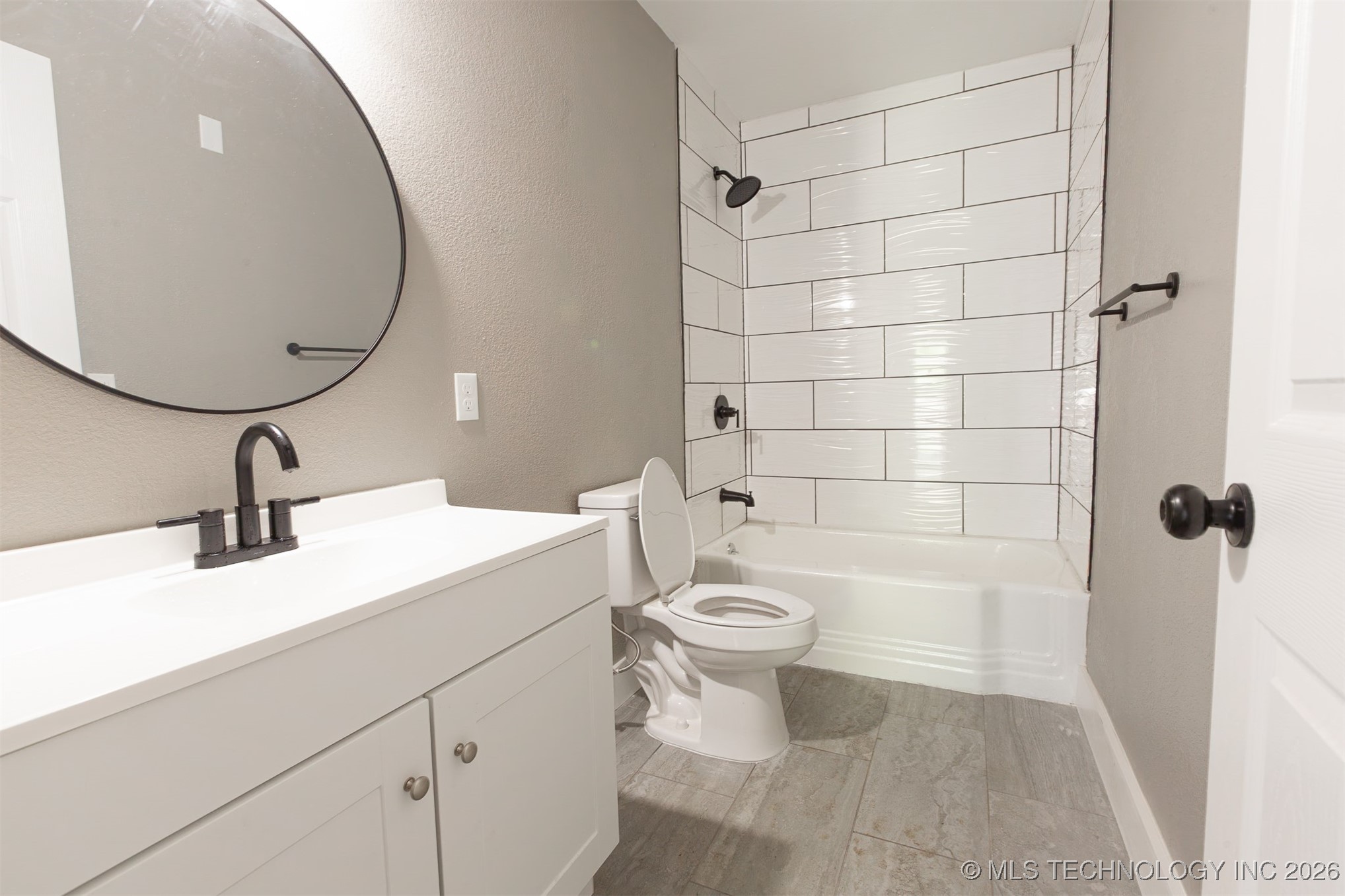 812 N Delaware Place Property Photo 14