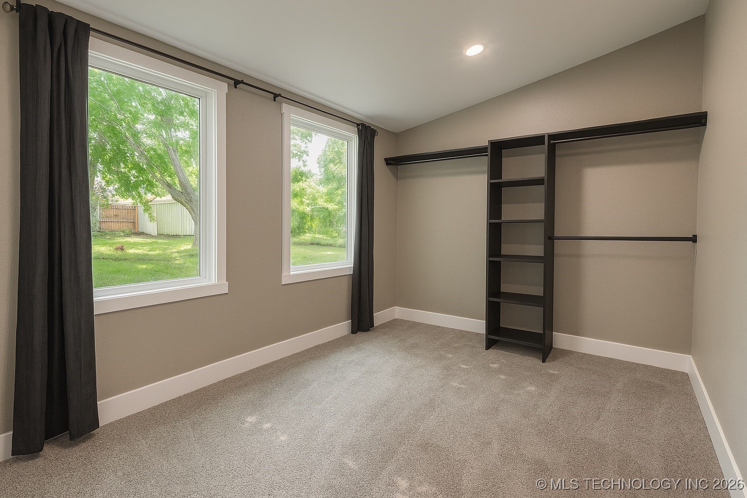 812 N Delaware Place Property Photo 22