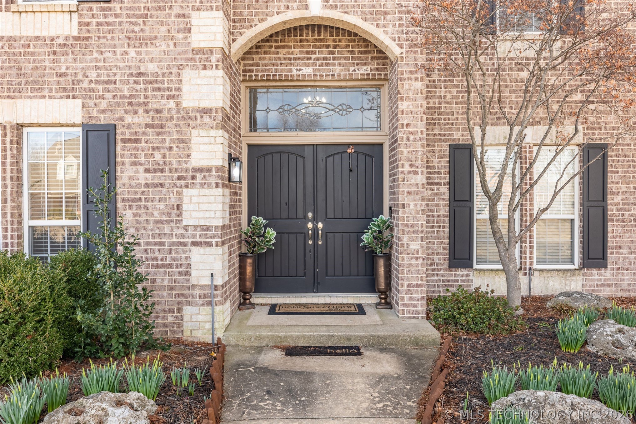 6909 E Galveston Street Property Photo 1