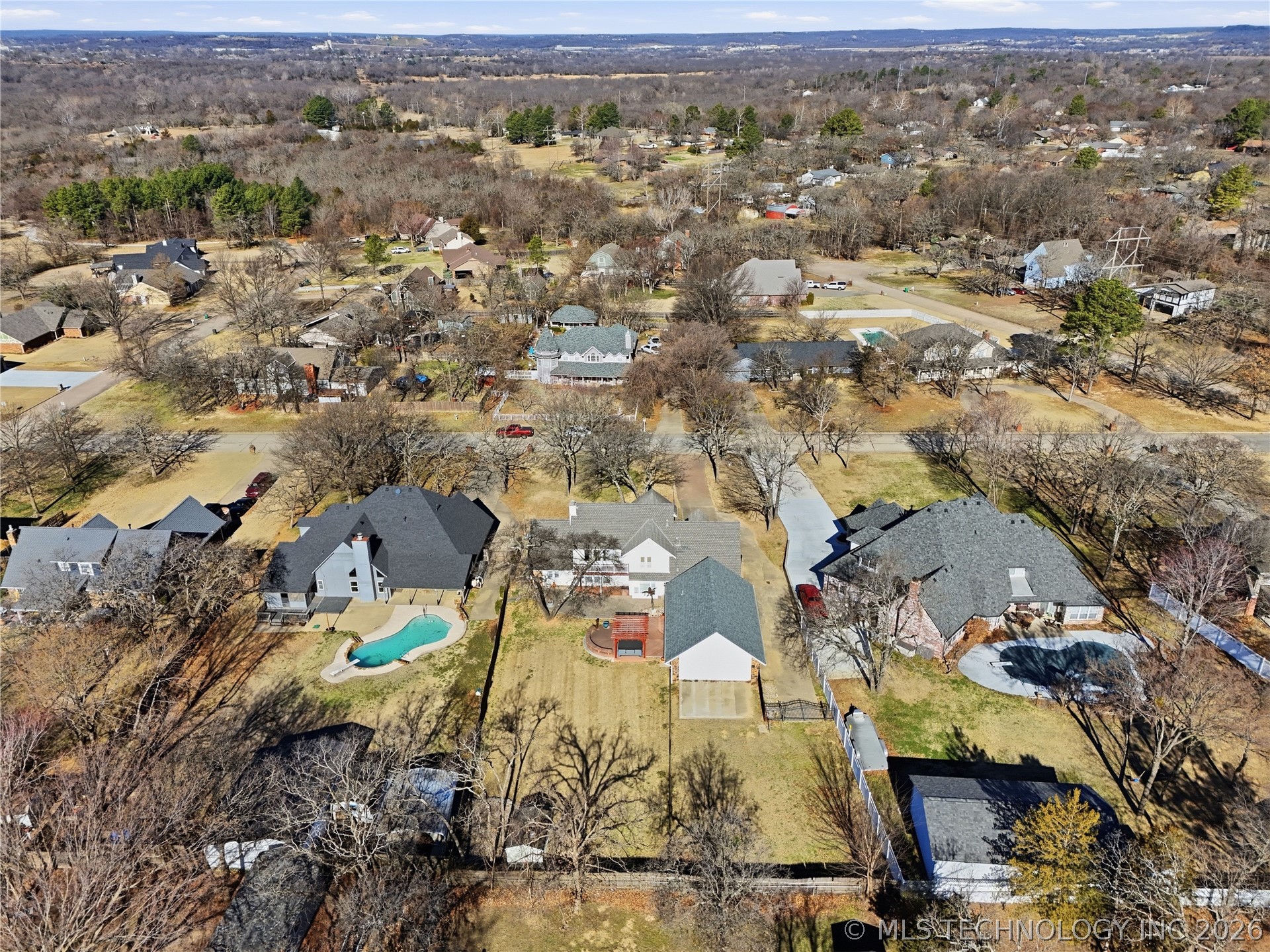 521 Pioneer Road Property Photo 9