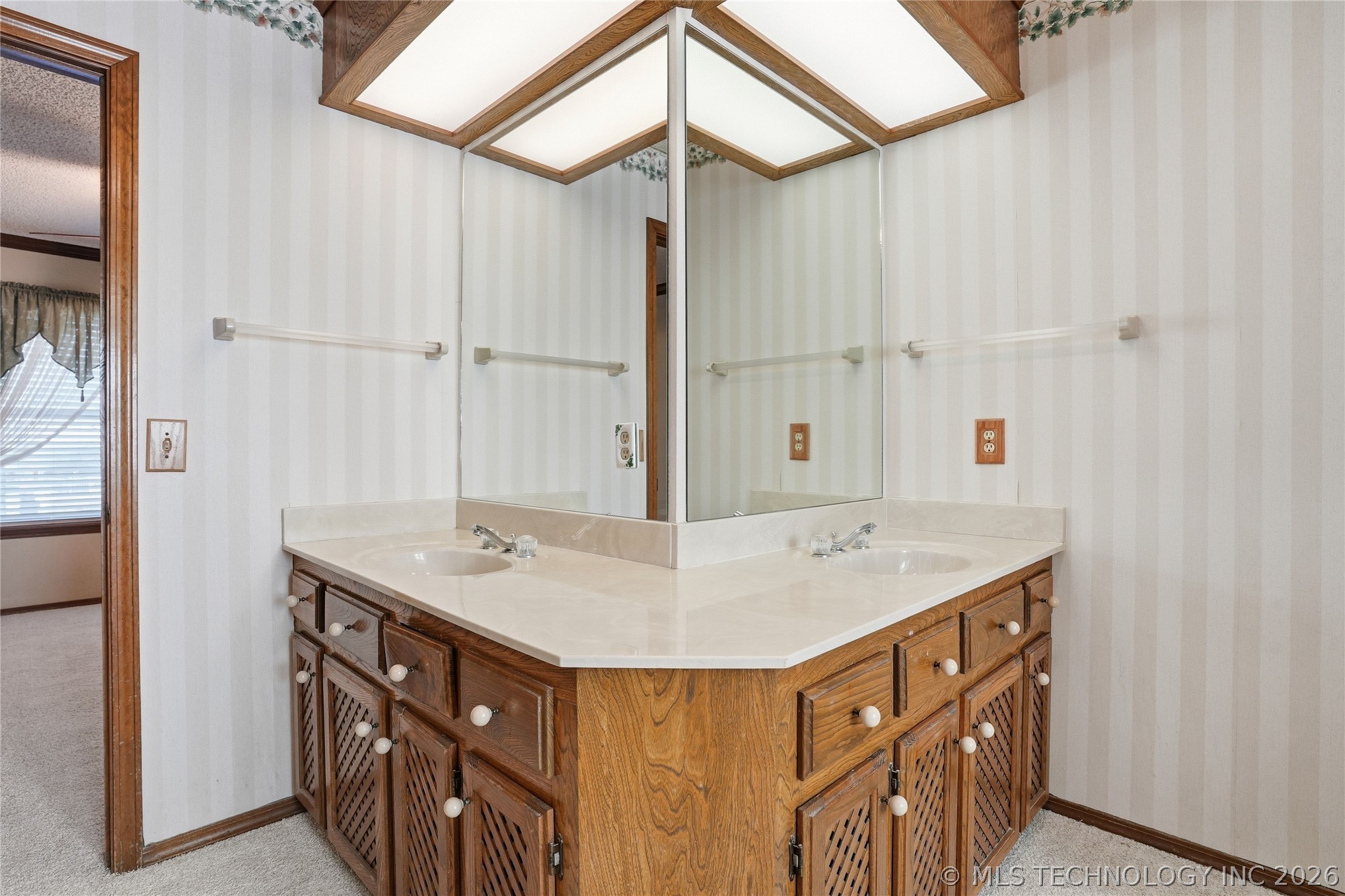 521 Pioneer Road Property Photo 51