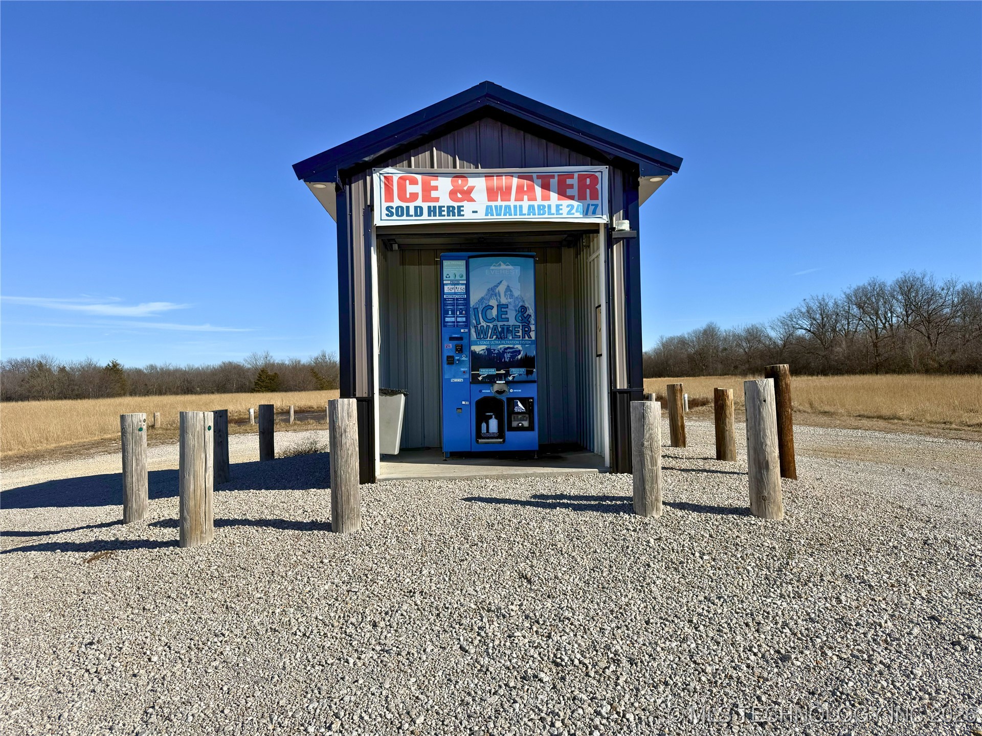 10477 N Cincinnati Avenue Property Photo 4