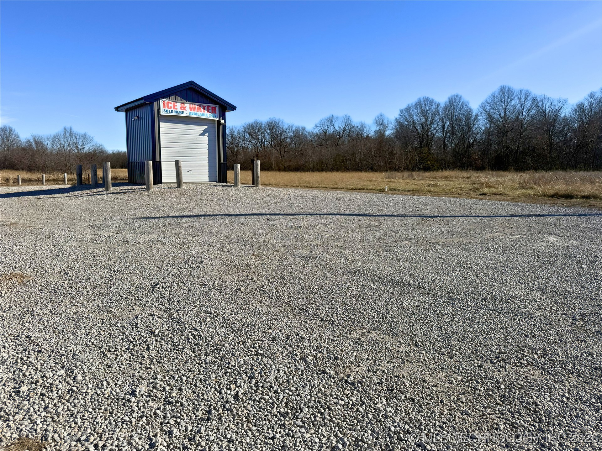 10477 N Cincinnati Avenue Property Photo 8