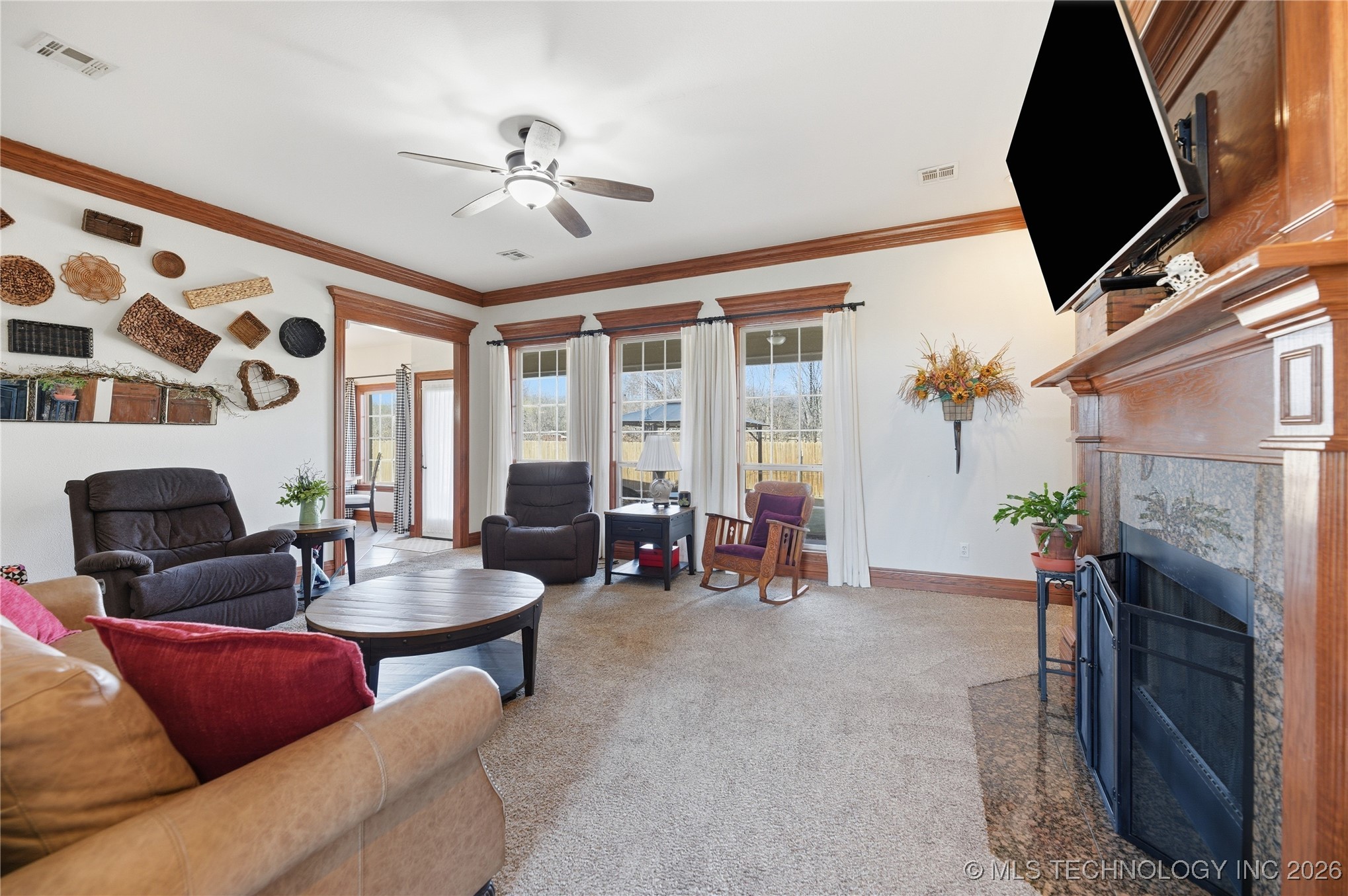 1515 Redwood Place Property Photo 3