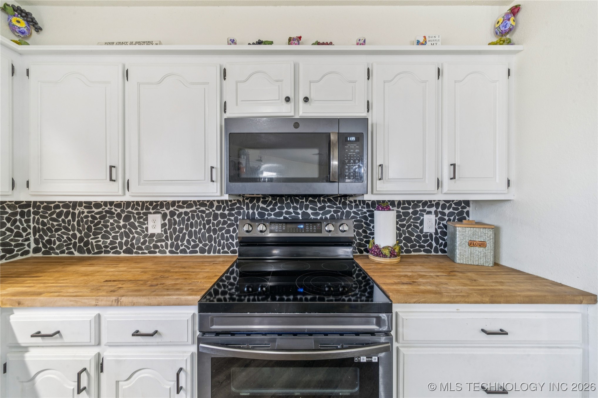 1701 N Hopi Street Property Photo 14