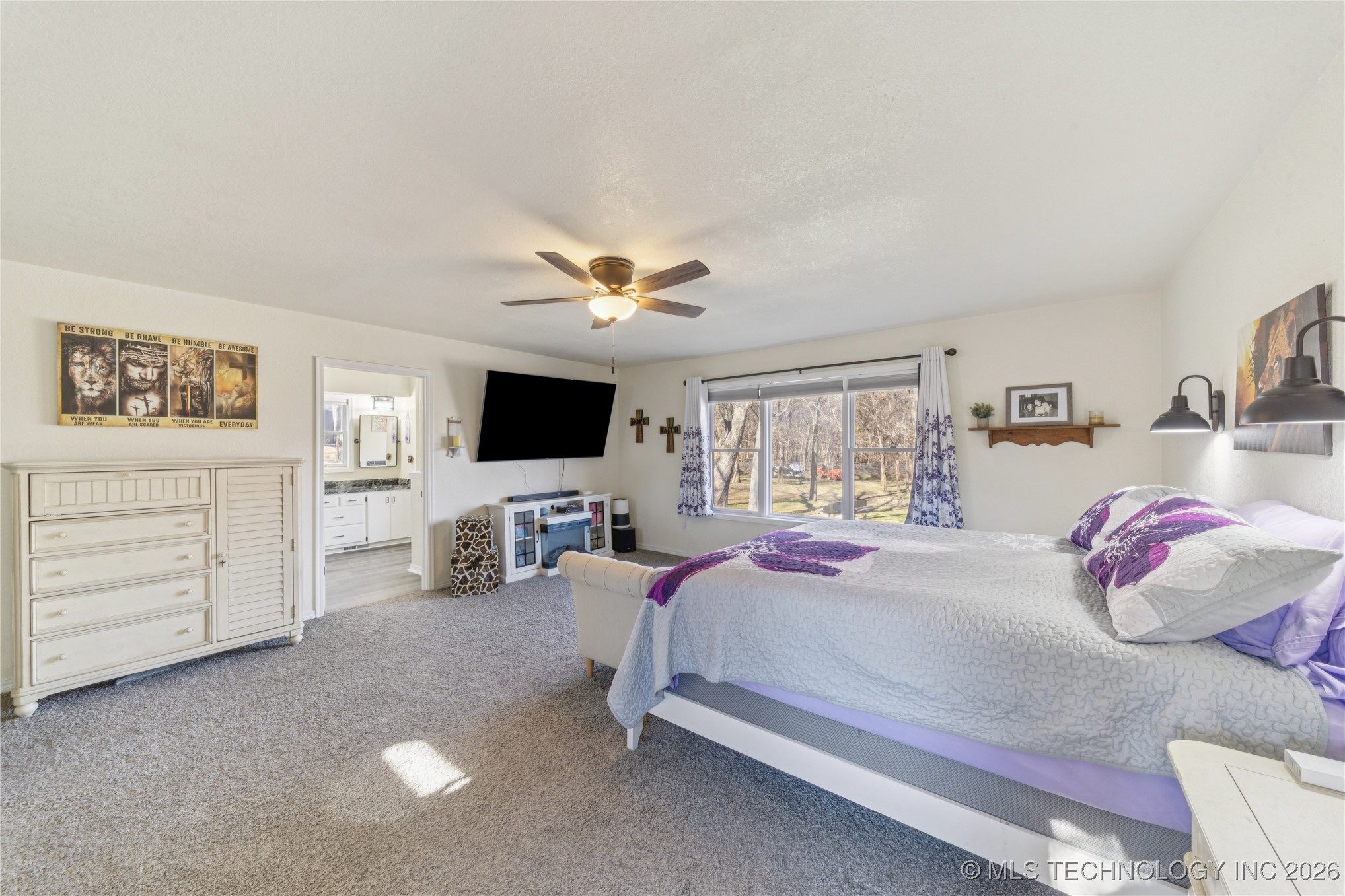 1701 N Hopi Street Property Photo 16