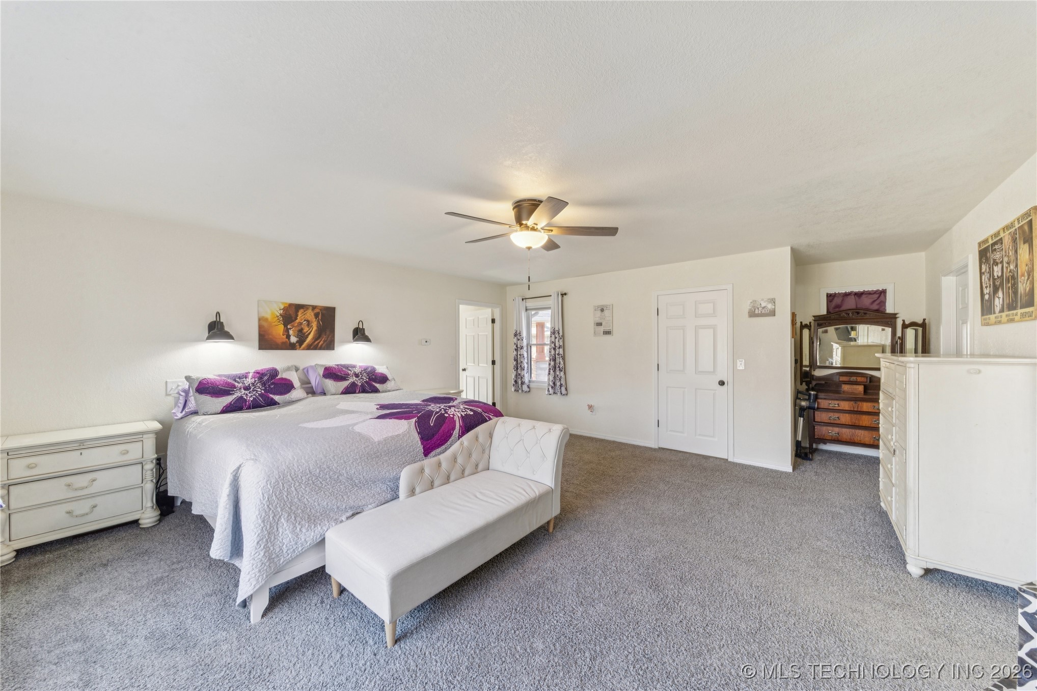 1701 N Hopi Street Property Photo 18