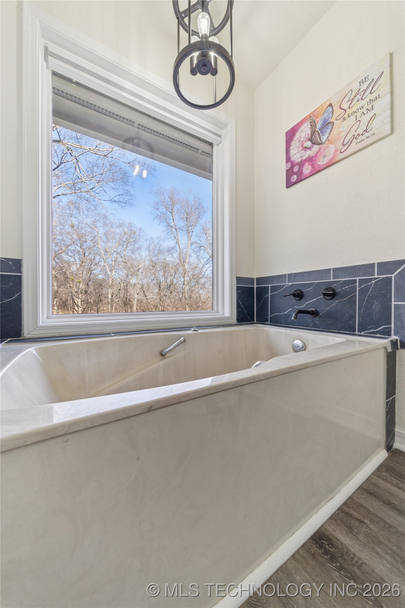 1701 N Hopi Street Property Photo 22