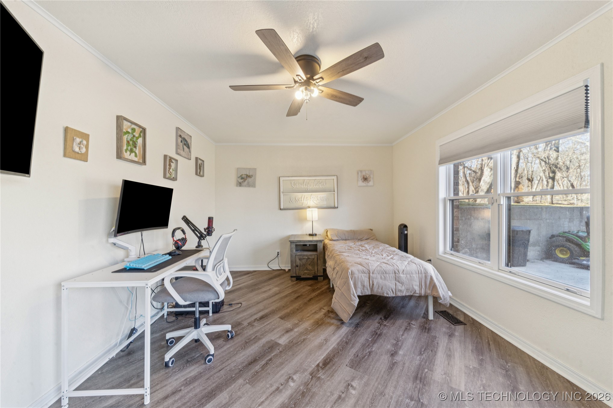 1701 N Hopi Street Property Photo 32