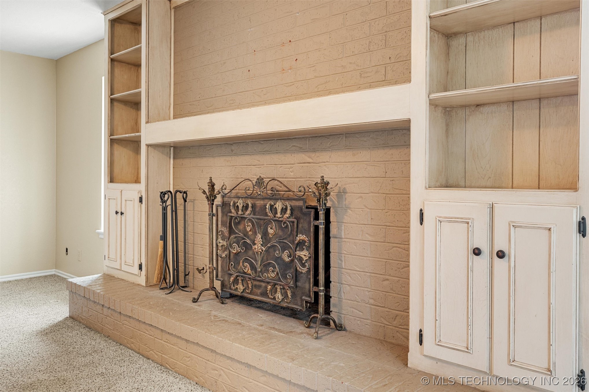 1001 May Lane Property Photo 7