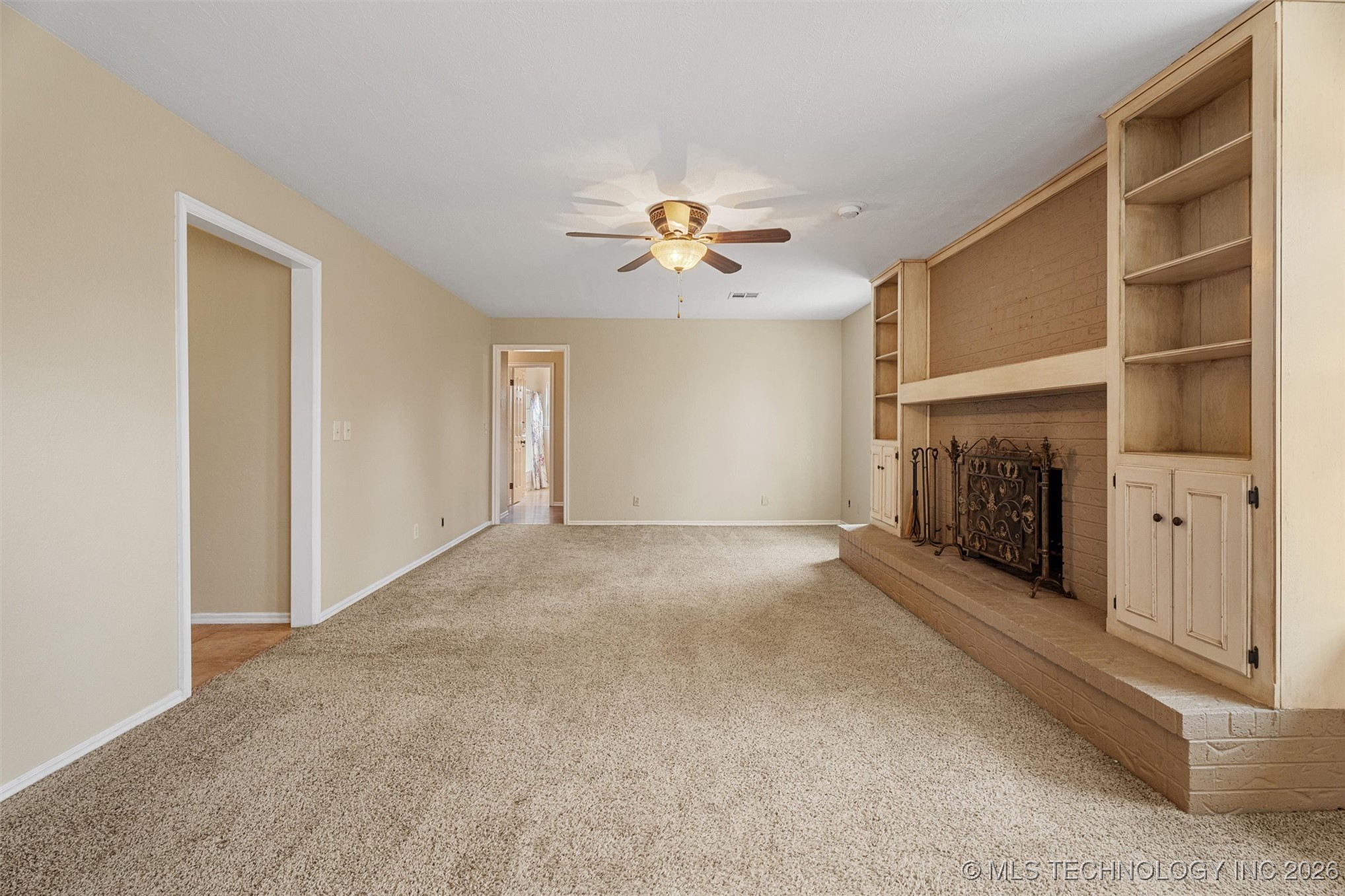 1001 May Lane Property Photo 15