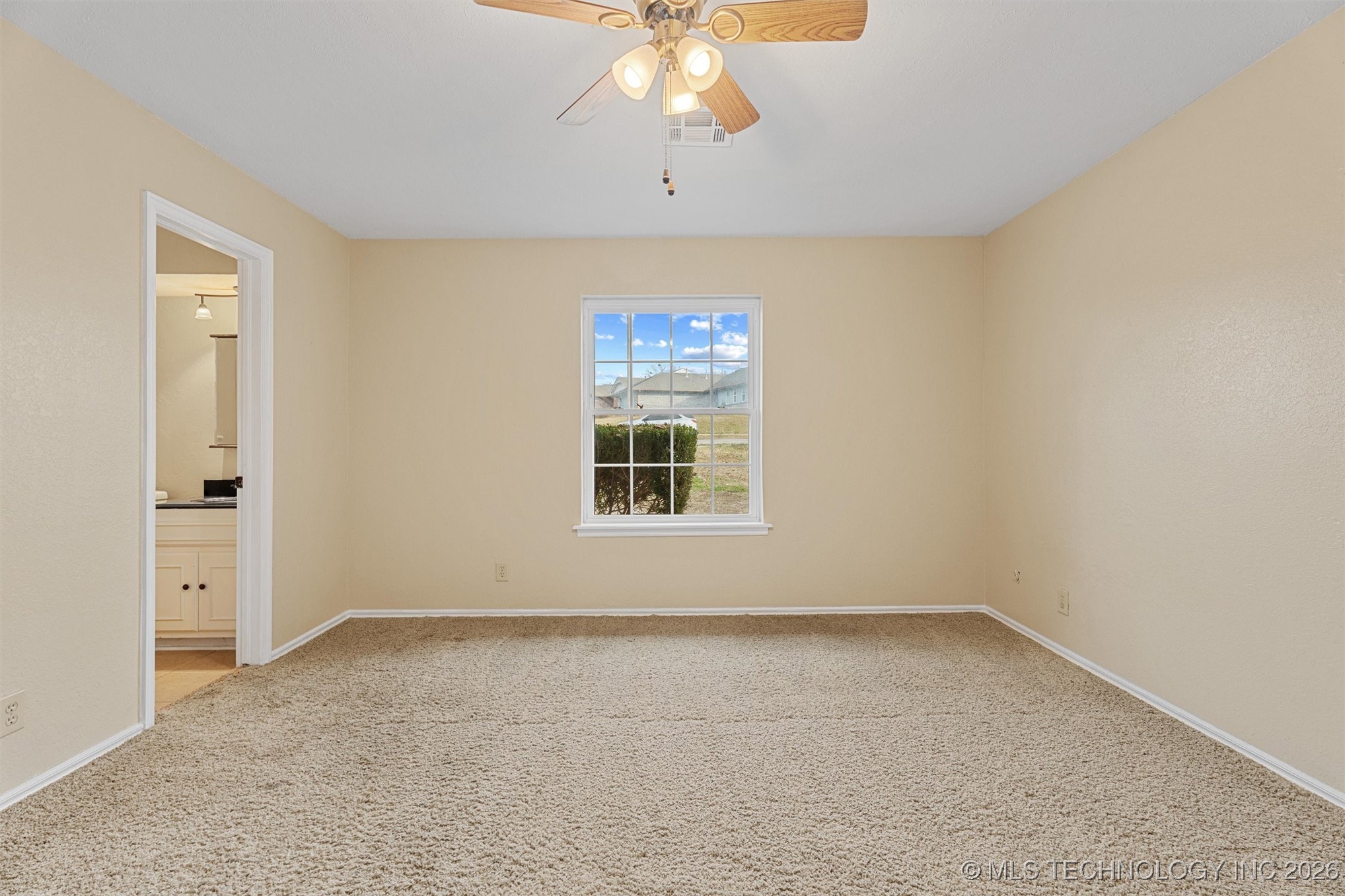 1001 May Lane Property Photo 22