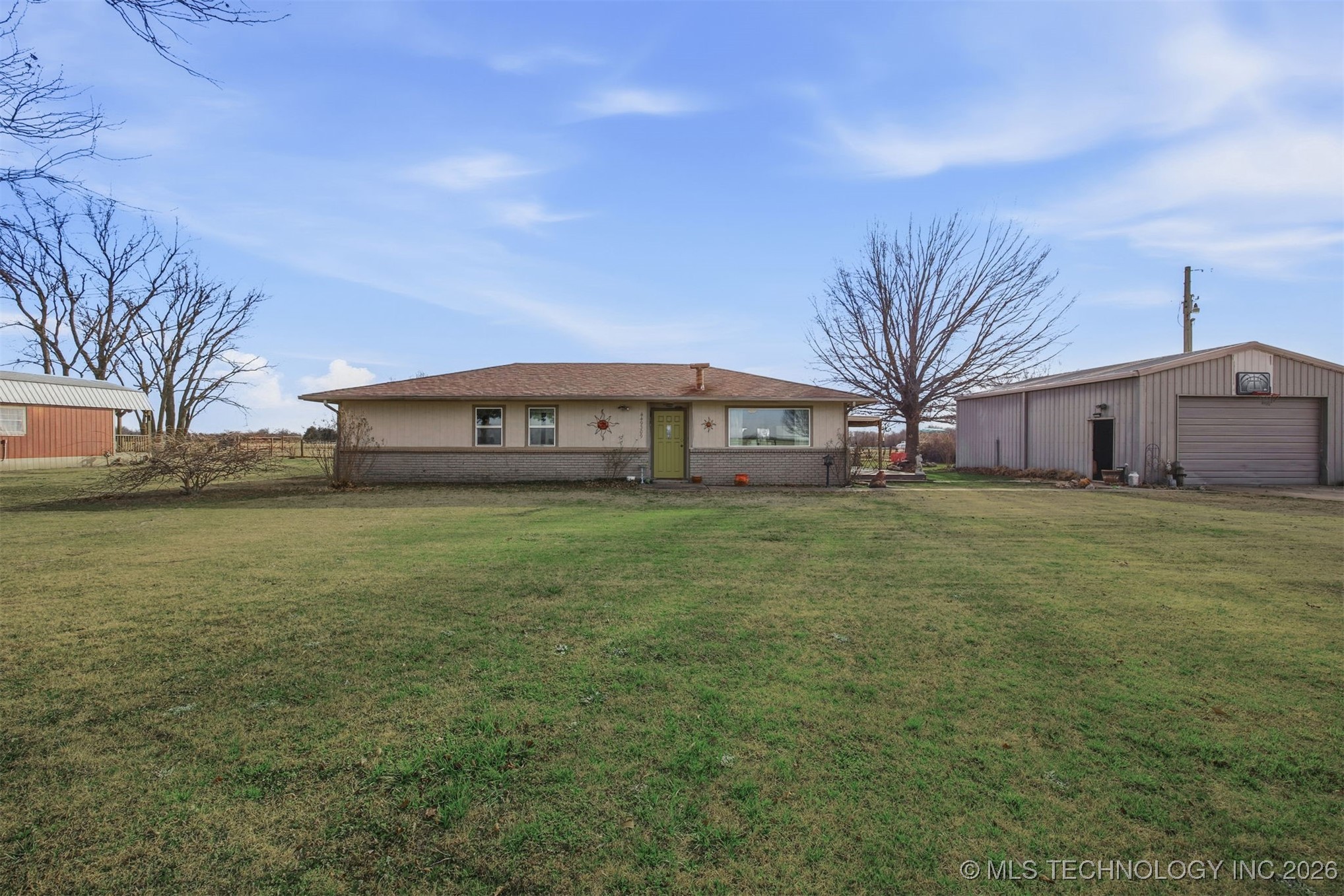 449309 Hwy 60 Property Photo 1