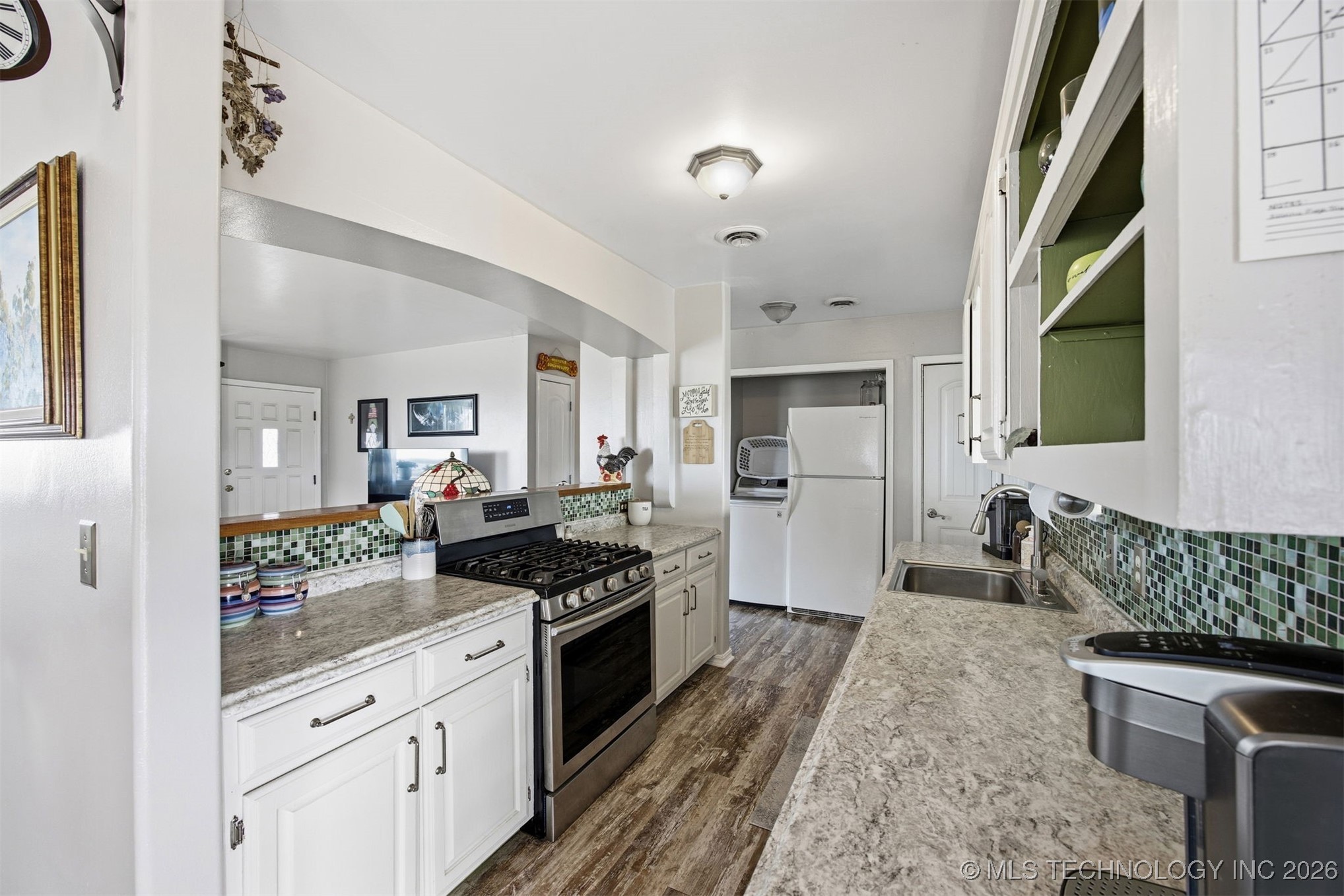 449309 Hwy 60 Property Photo 5