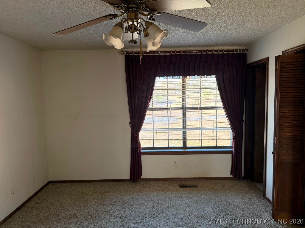 9390 Hedge Road Property Photo 23