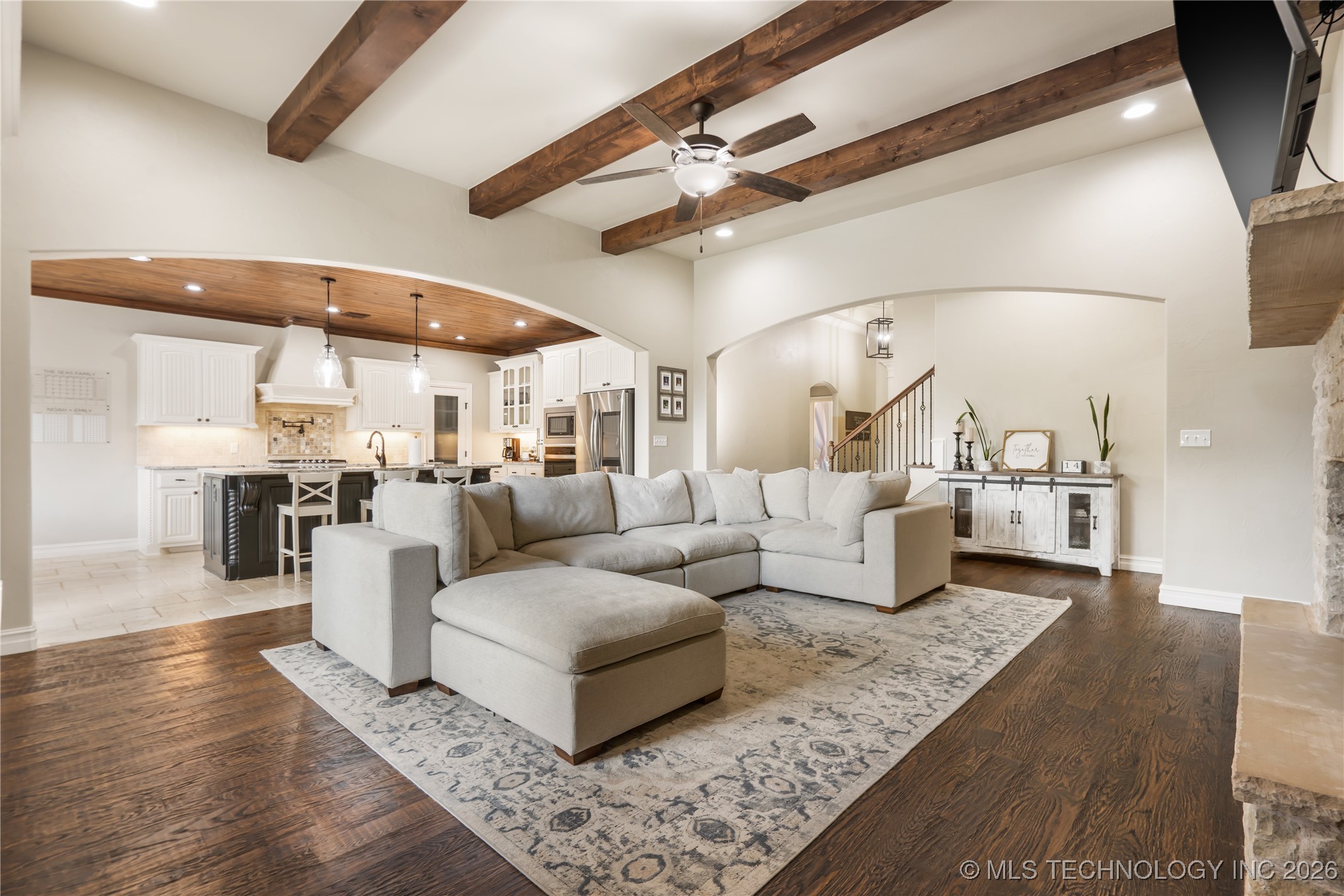 2509 E Northampton Street Property Photo 6