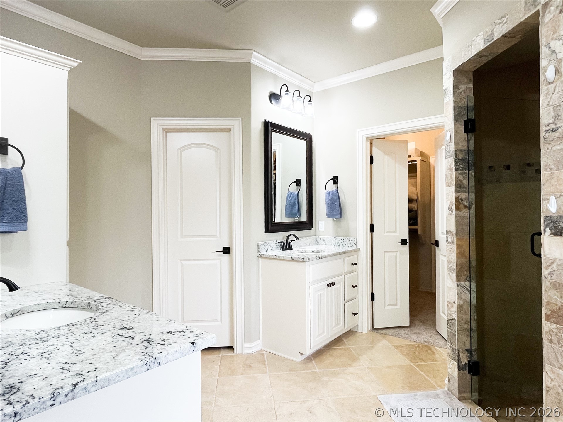 2509 E Northampton Street Property Photo 18