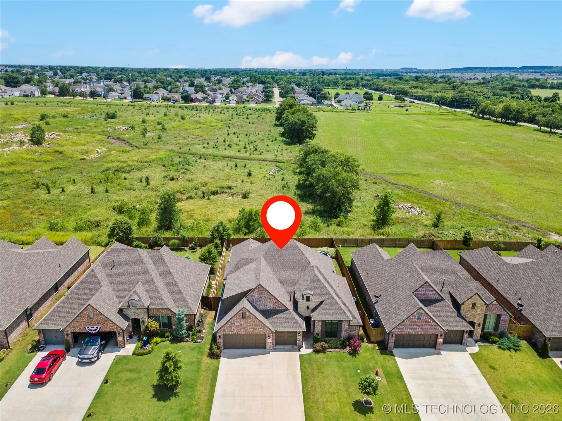 2509 E Northampton Street Property Photo 36