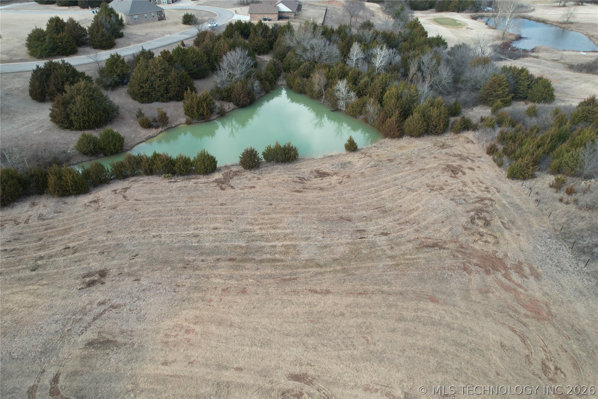 E Country Club Drive Property Photo 4