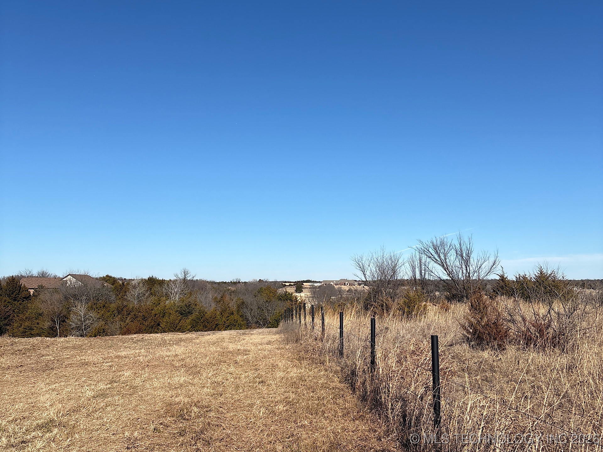 E Country Club Drive Property Photo 21