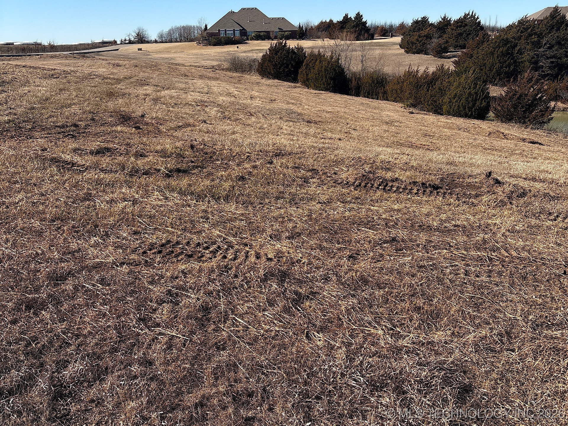 E Country Club Drive Property Photo 22