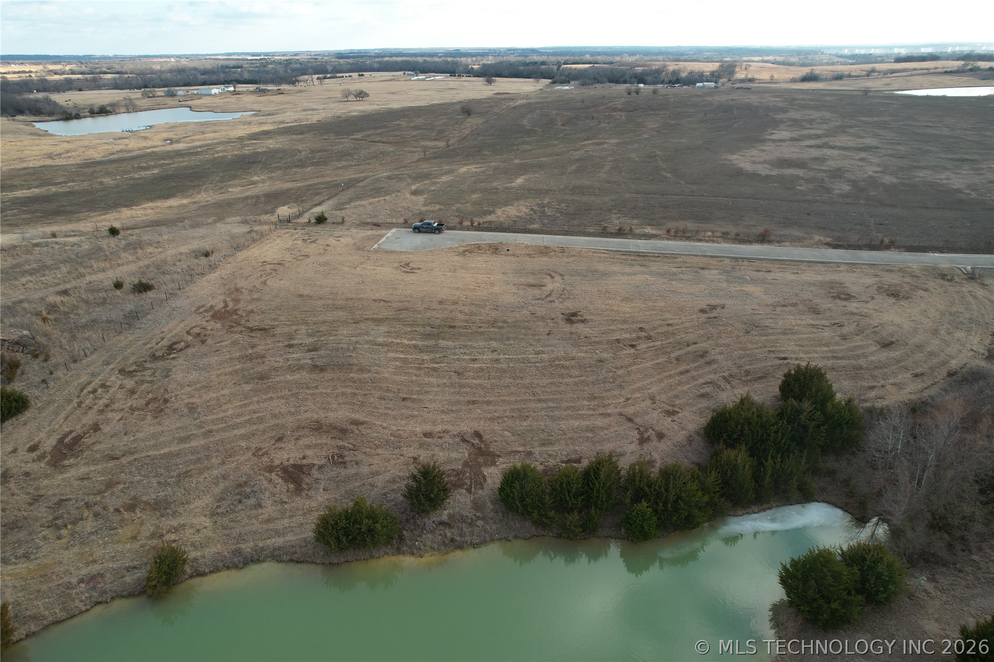 E Country Club Drive Property Photo 29