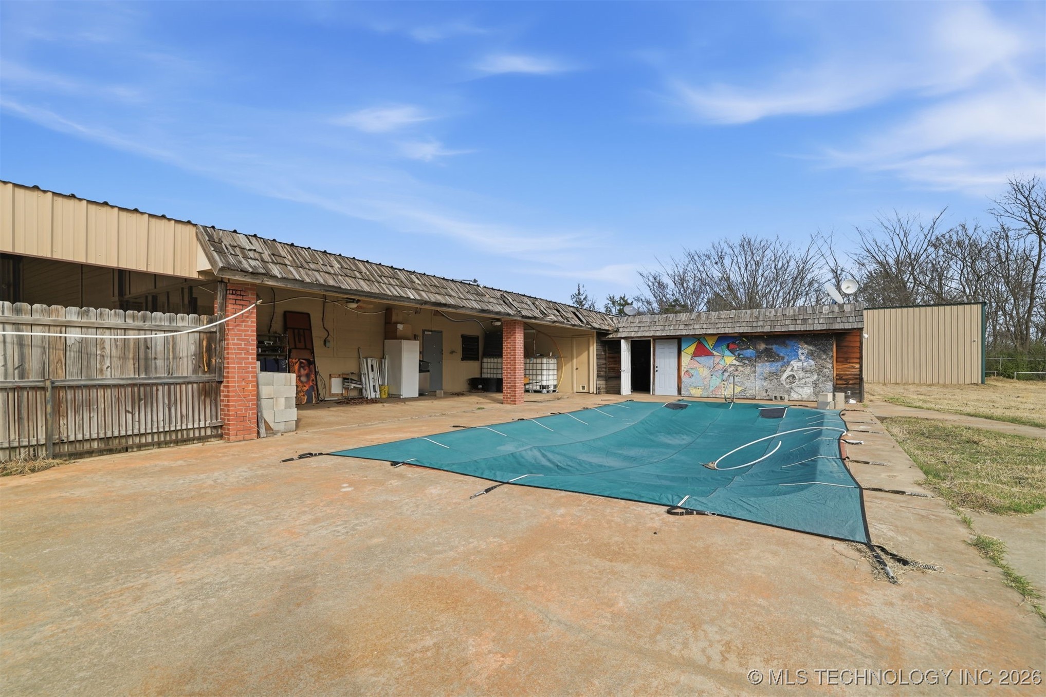 379 Madison Property Photo 4