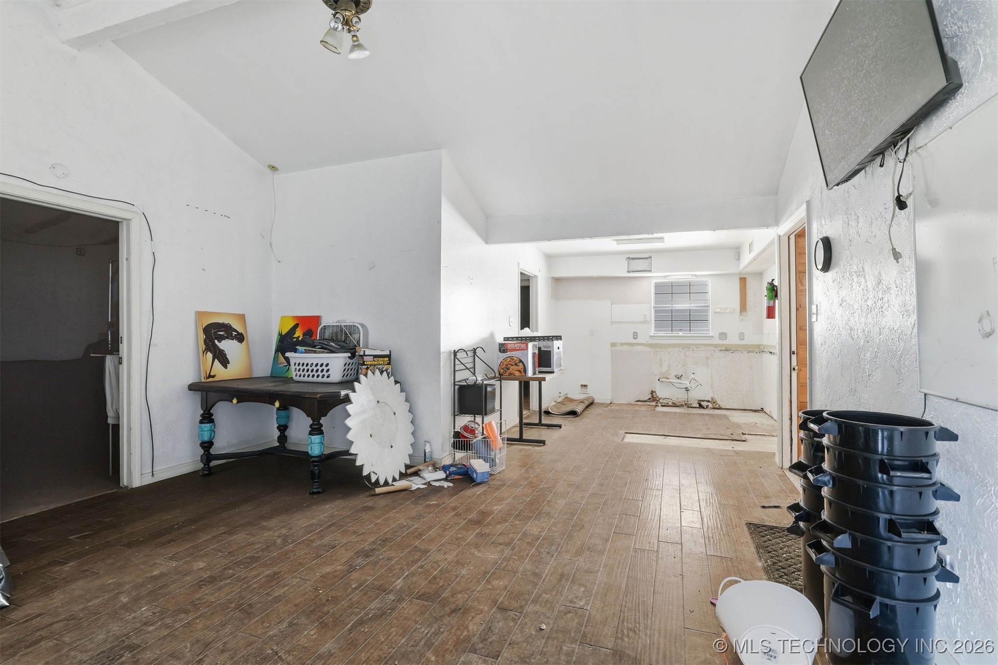 379 Madison Property Photo 7