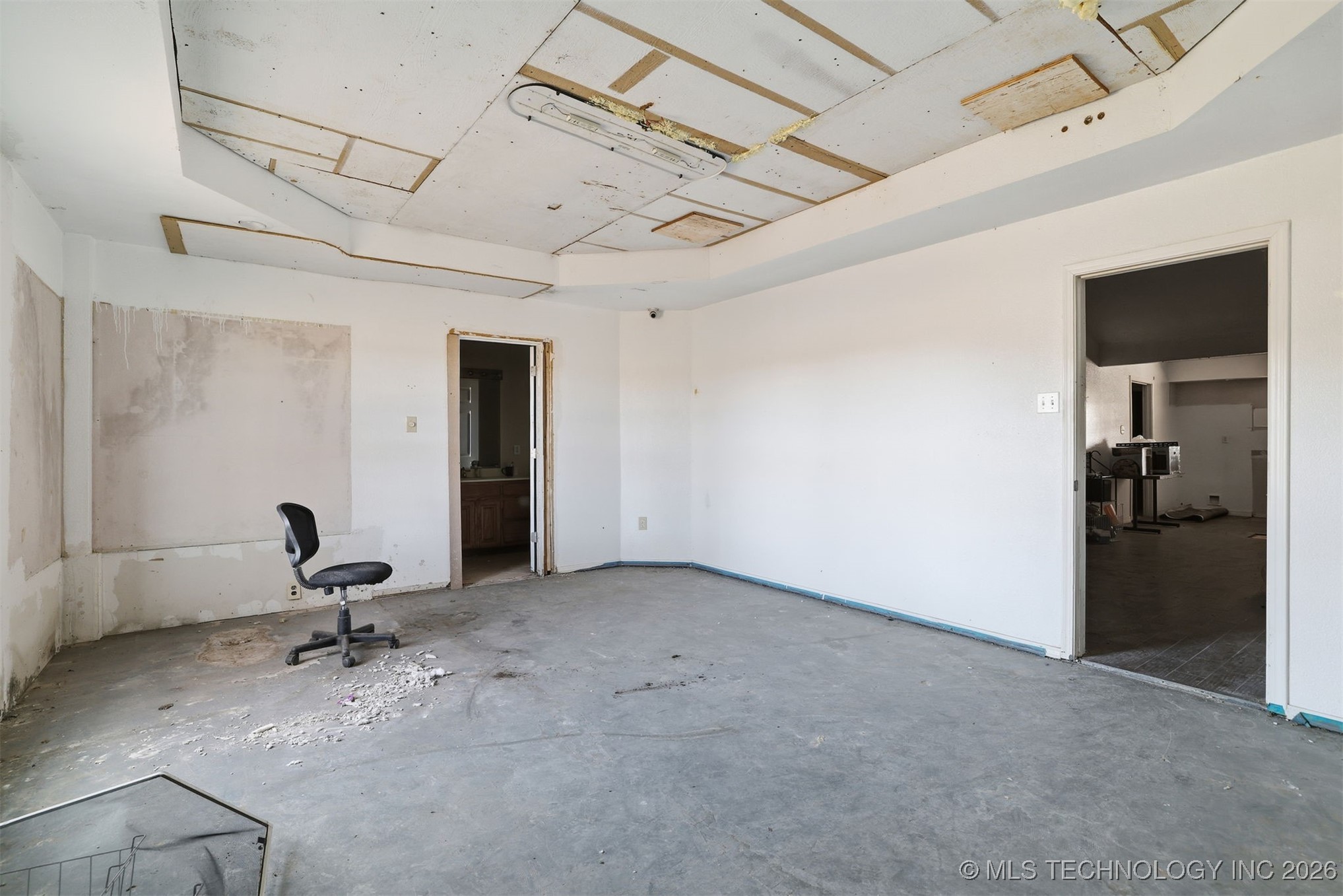 379 Madison Property Photo 8