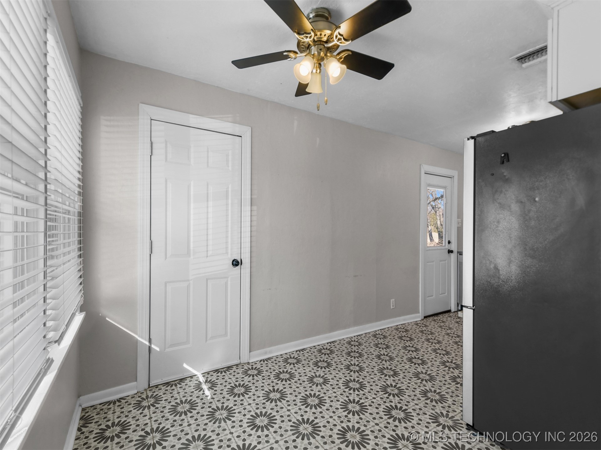 1610 Tower Drive Property Photo 13