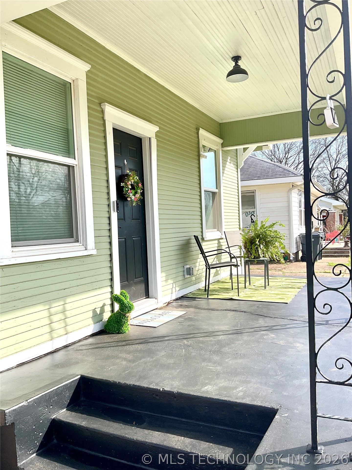 1010 Burch Street Nw Property Photo 2