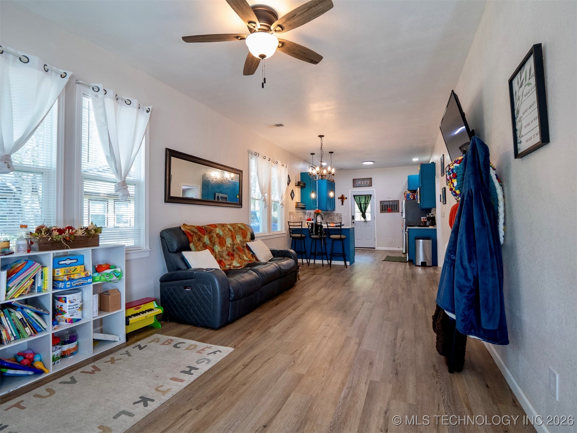 1010 Burch Street Nw Property Photo 3