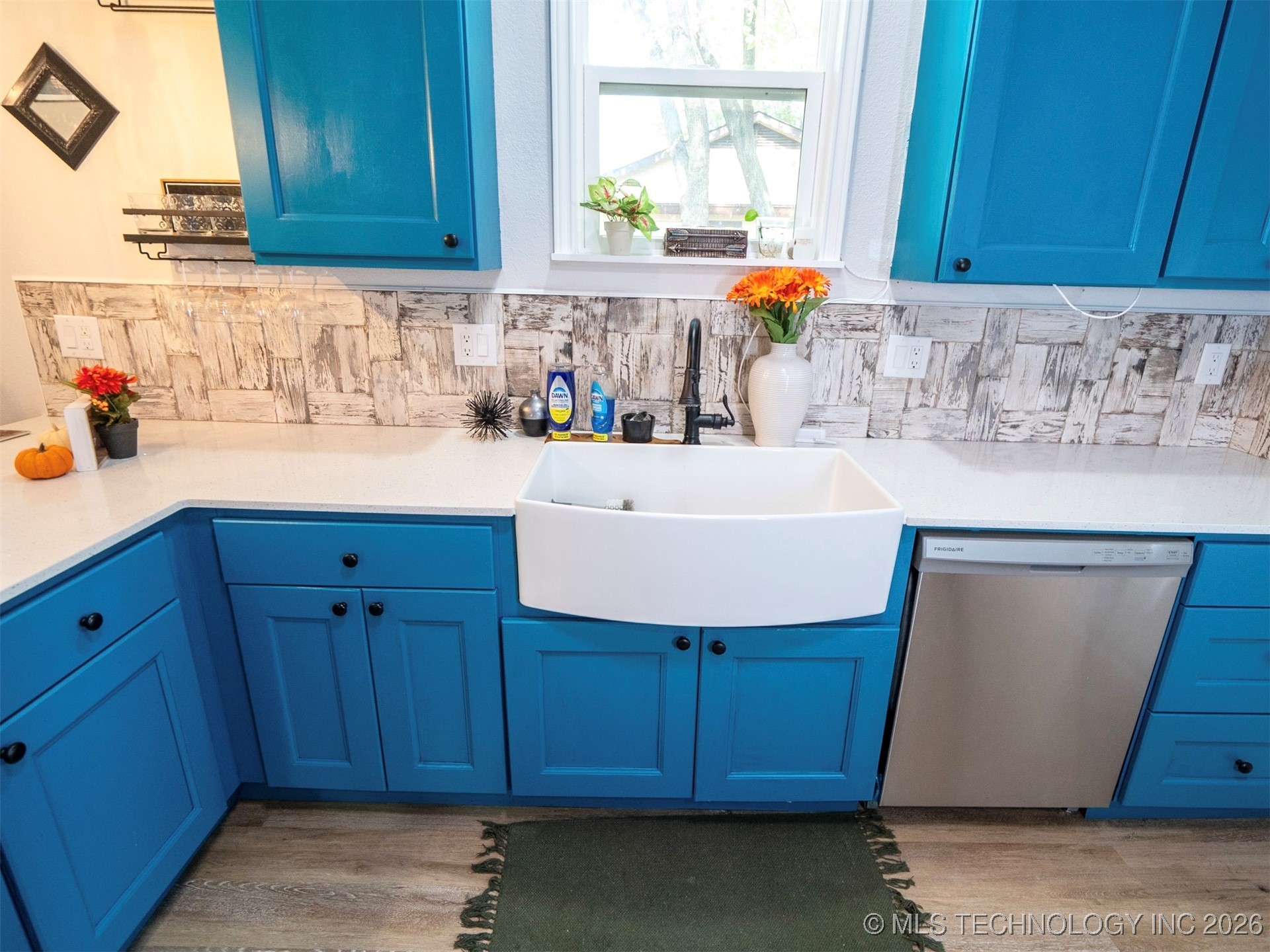 1010 Burch Street Nw Property Photo 7